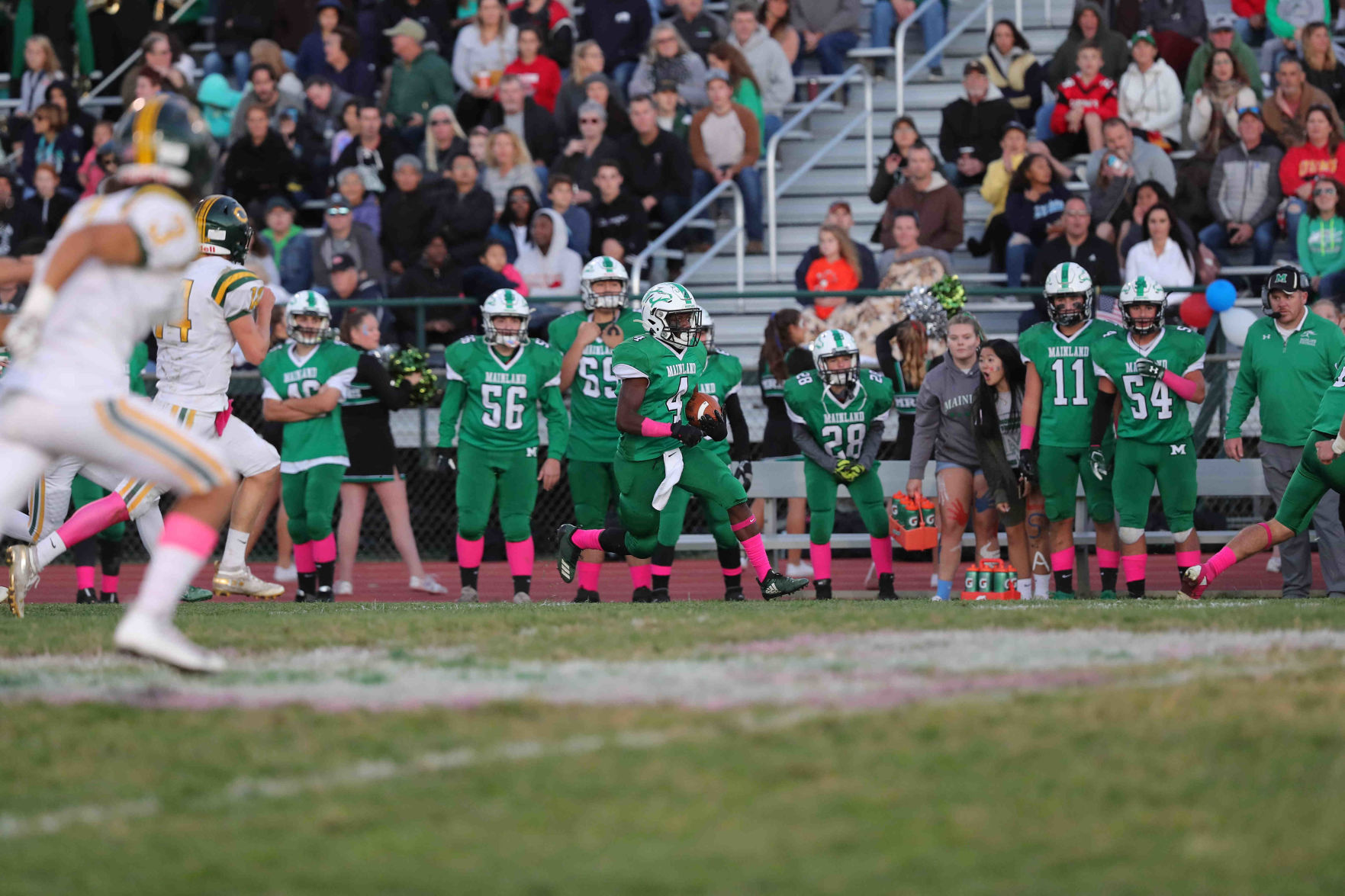 Mainland vs Clearview Football